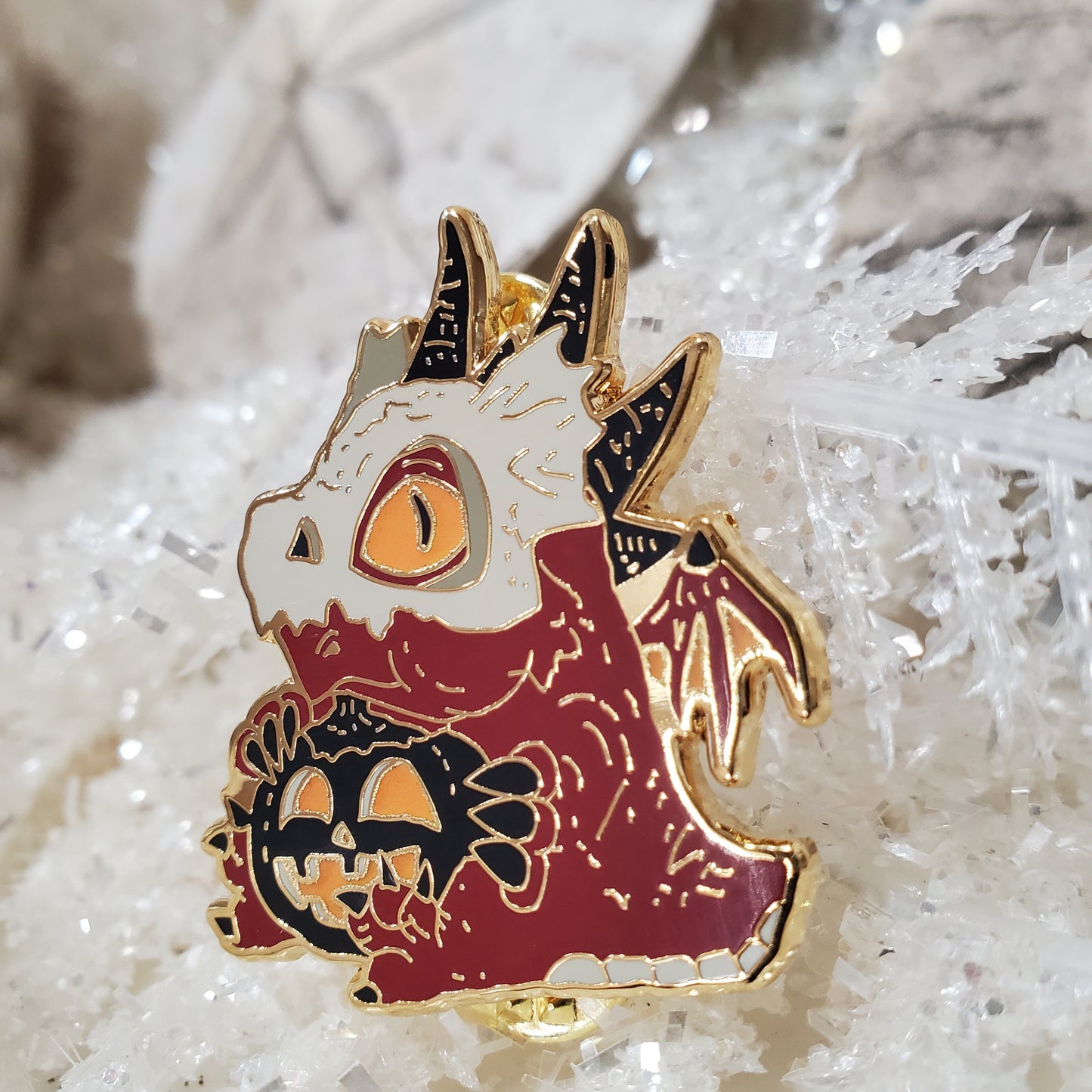 "Hektor" Derpy Dragon Pin