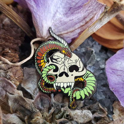 Skull dragon pin